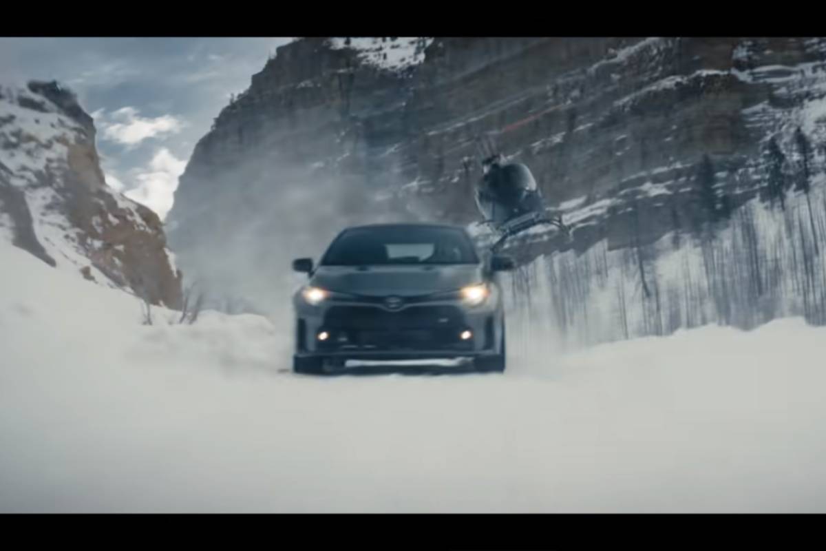 تويوتا كورولا جي ار 2023