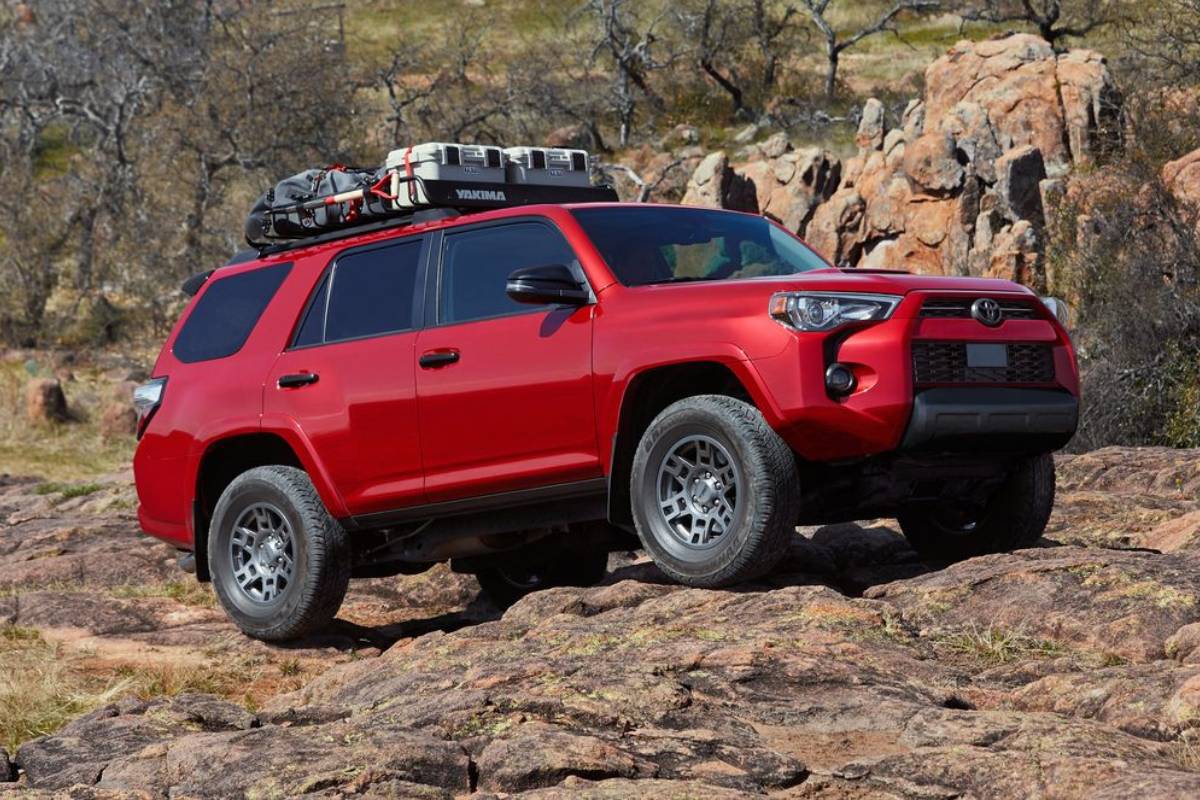 سيارات اس يو في