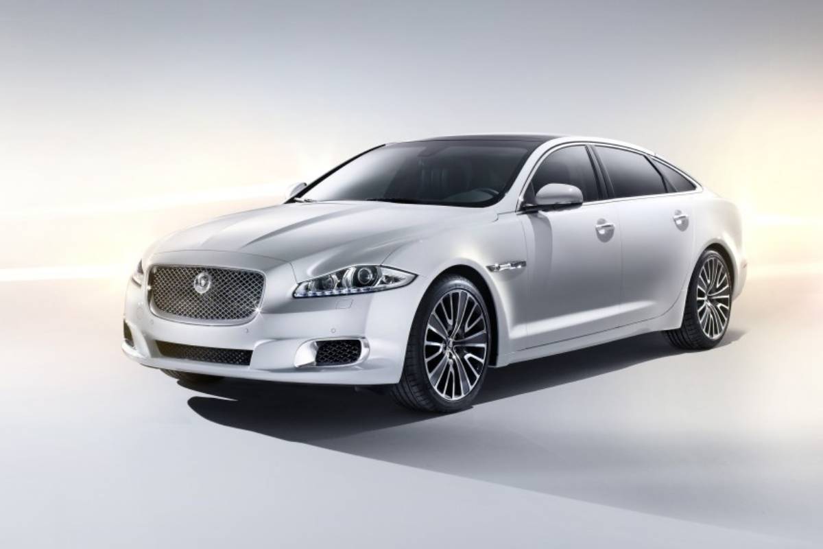 ريو فيرديناند