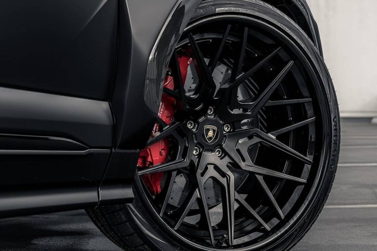 لامبورجيني اوروس