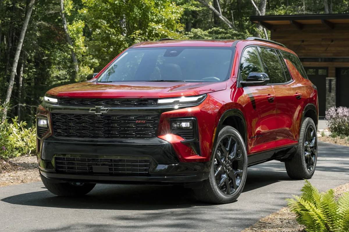 شيفروليه ترافيرس 2024