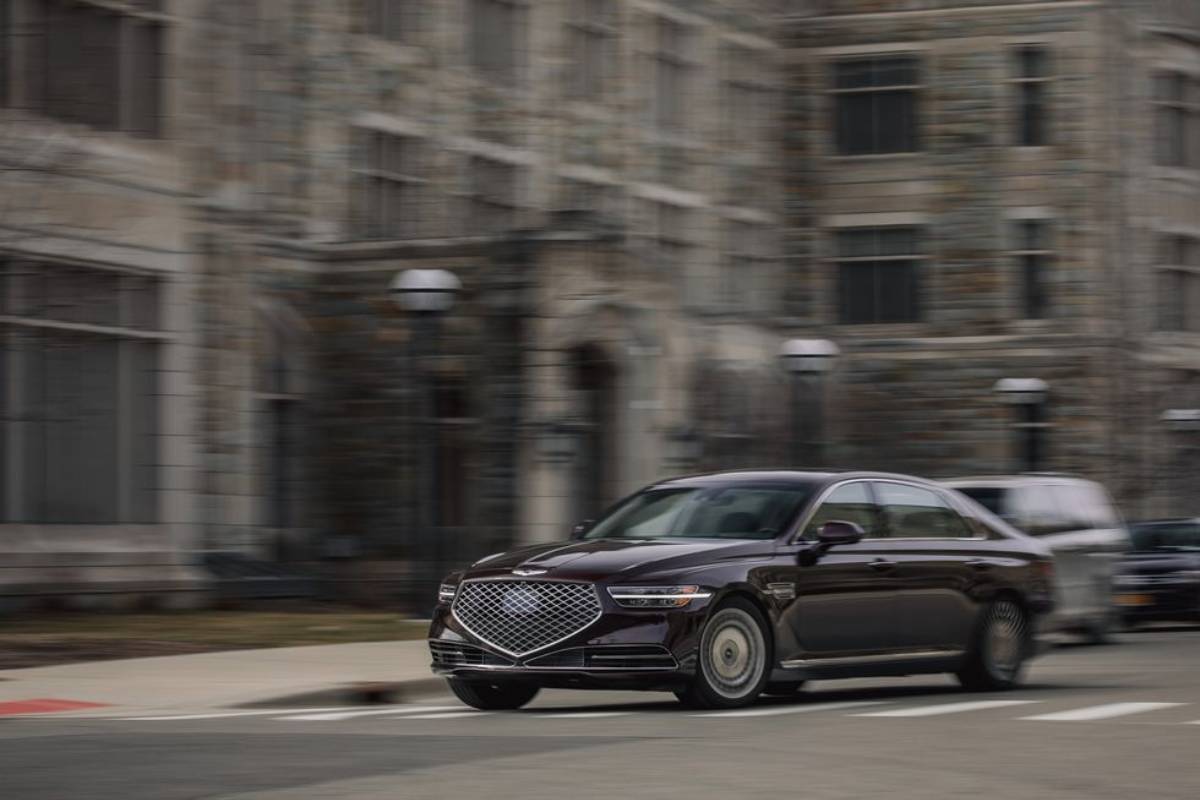 جينيسيس جي 90