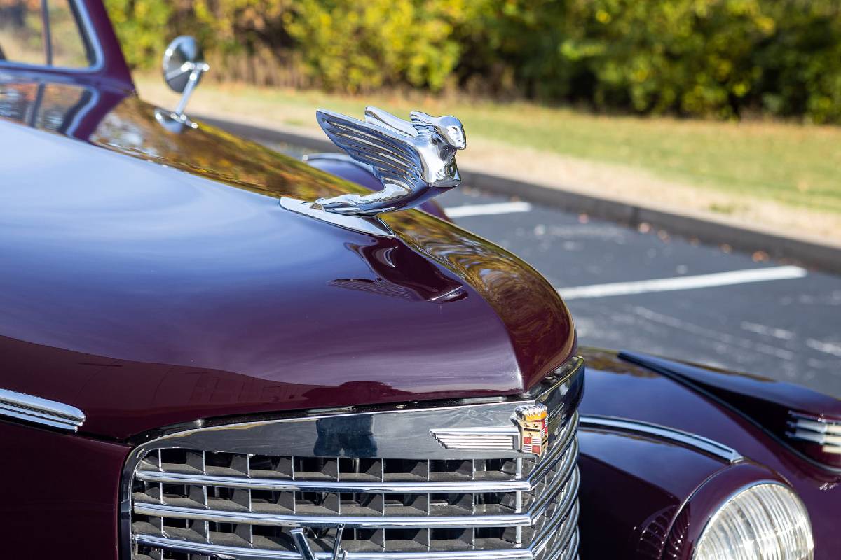 كاديلاك سيكستين