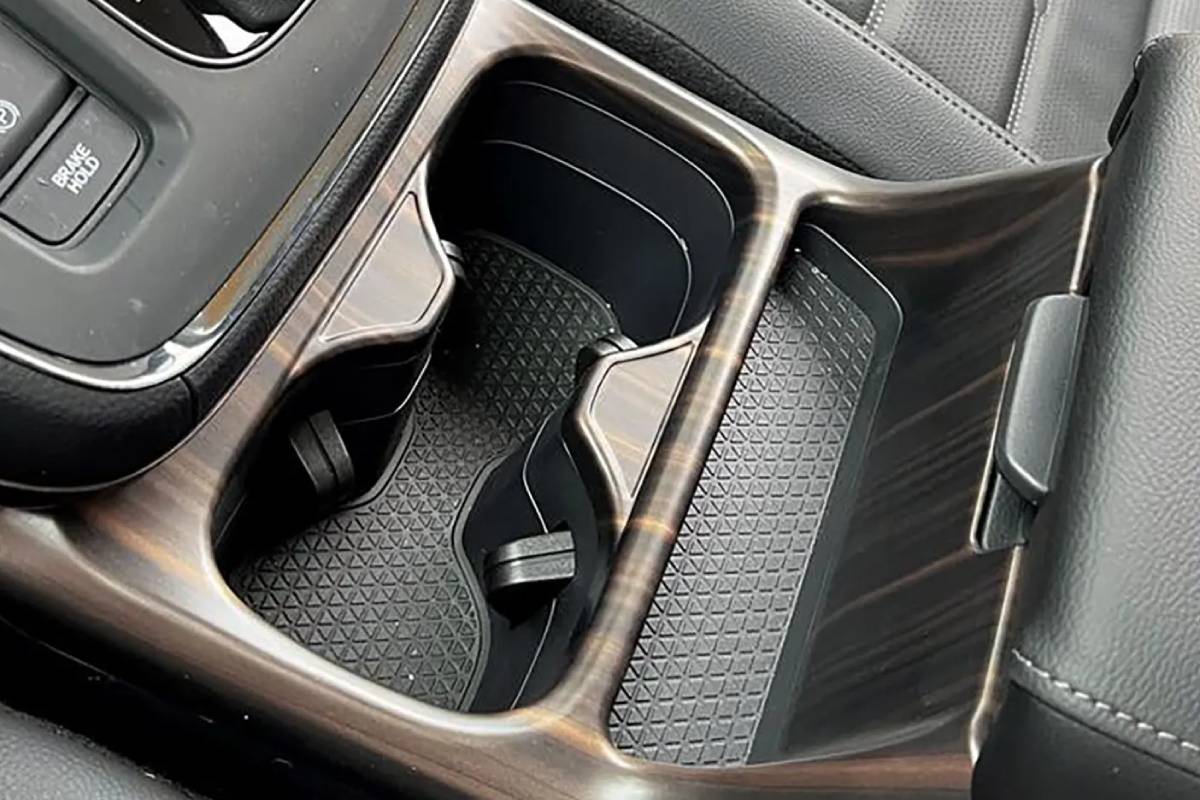 هوندا سي ار في 2024