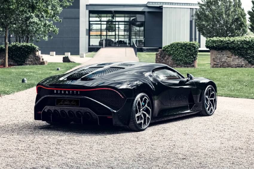 بوجاتي لا فواتور نوار