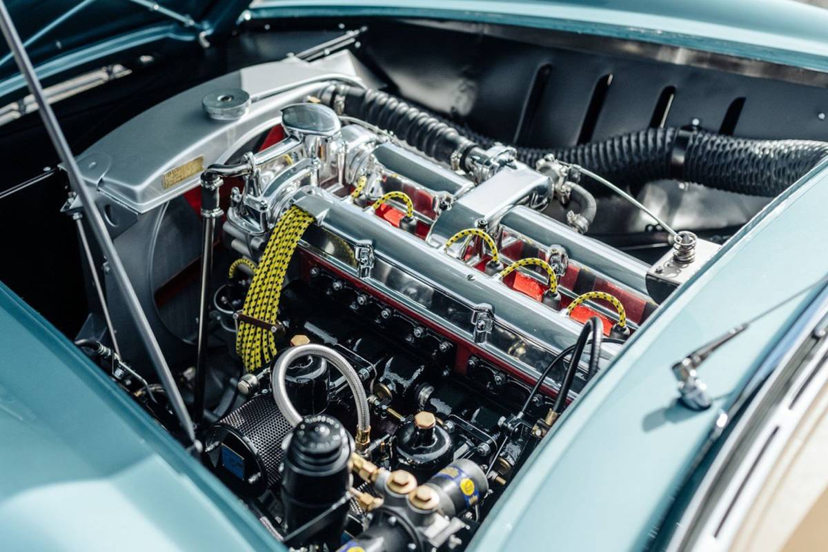 استون مارتن بيرتوني