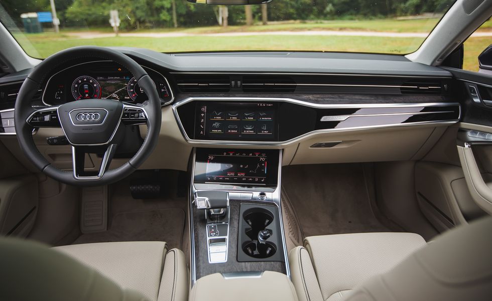 داخلية اودي ايه 7