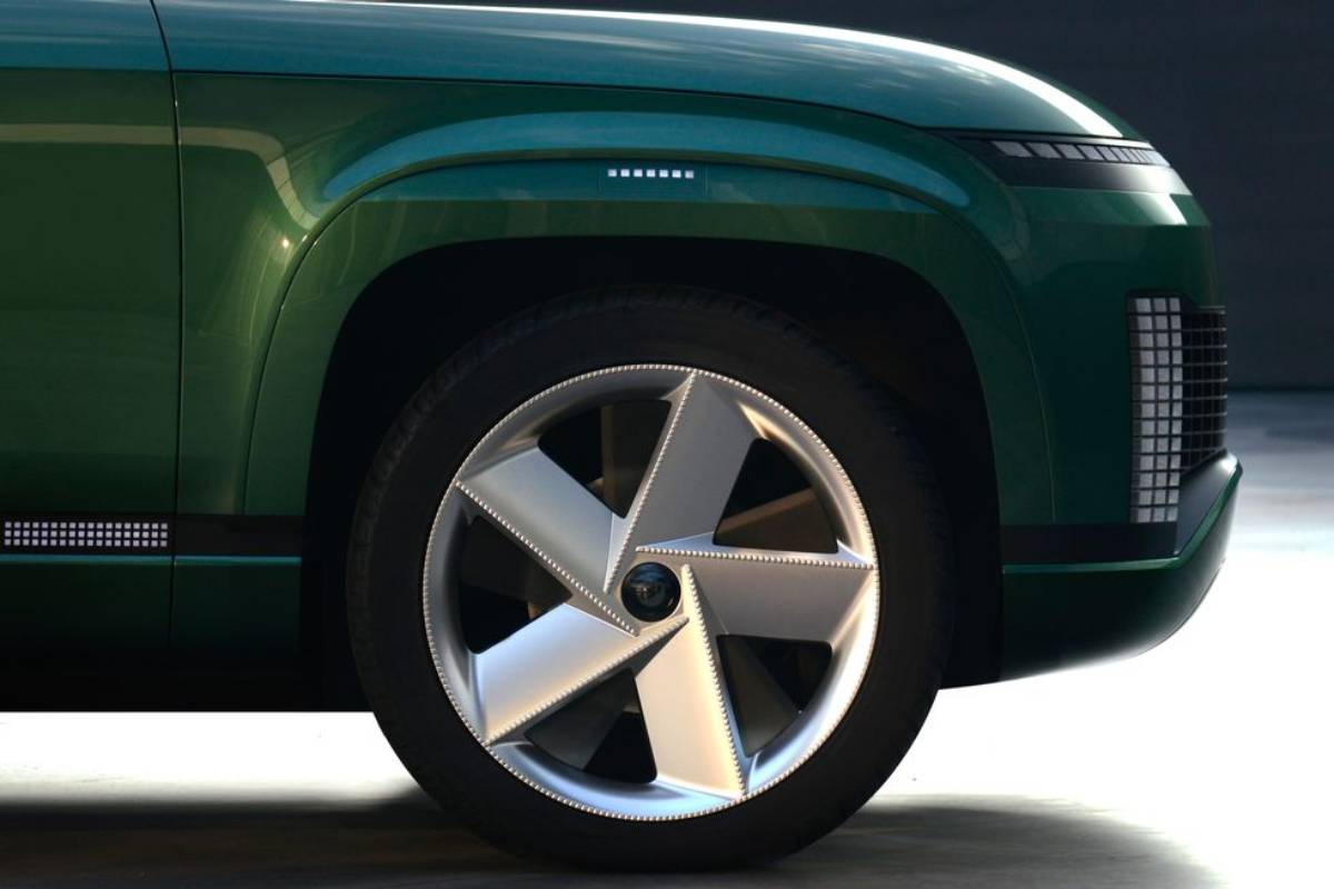 هيونداي ايونيك 7