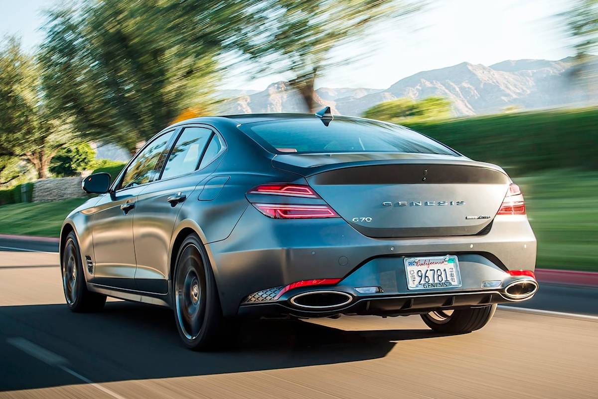 جينيسيس G70 2024