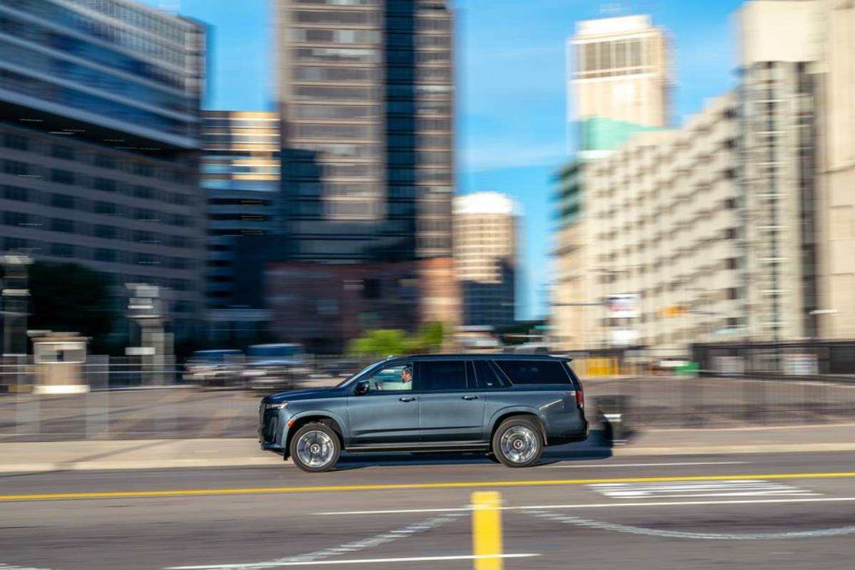 كاديلاك اسكاليد