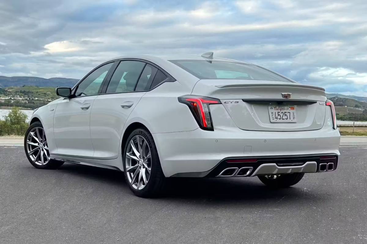 سيارات كاديلاك