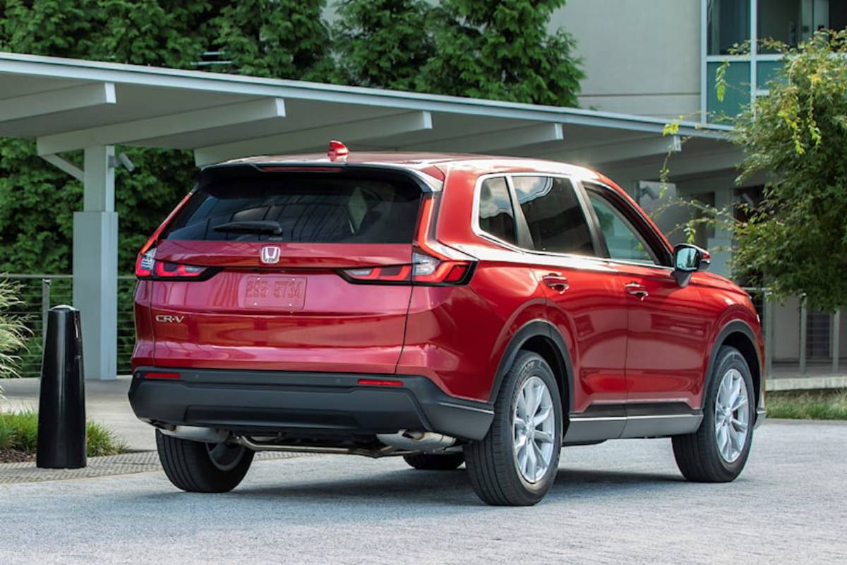 هوندا وتويوتا