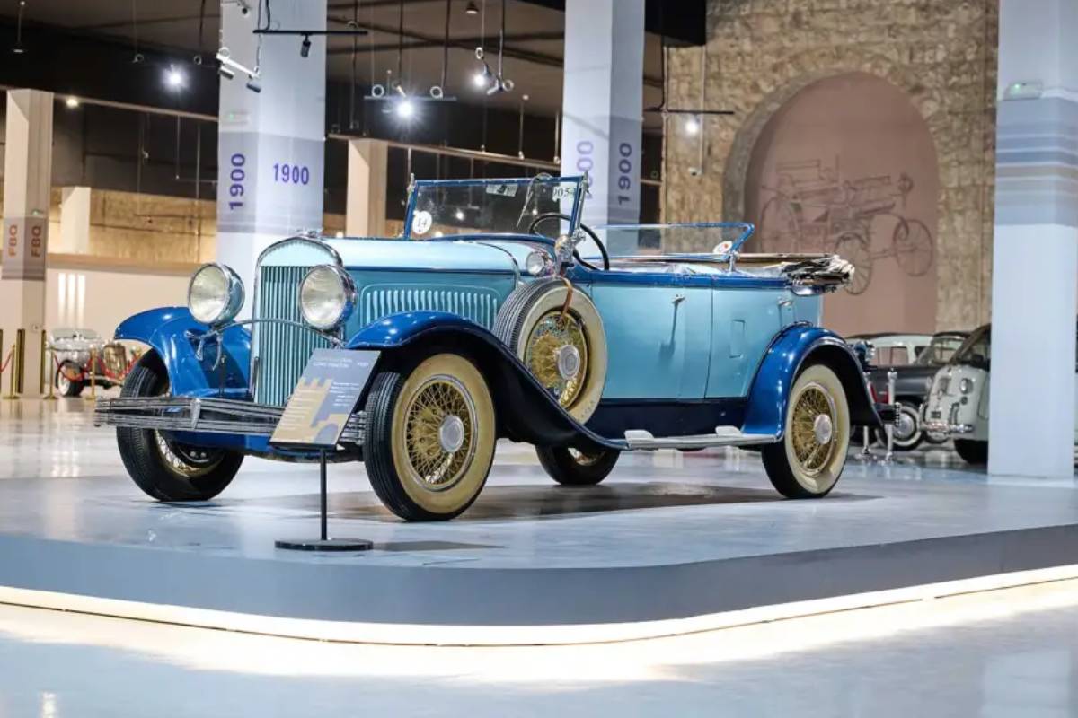 سيارات كلاسيكية