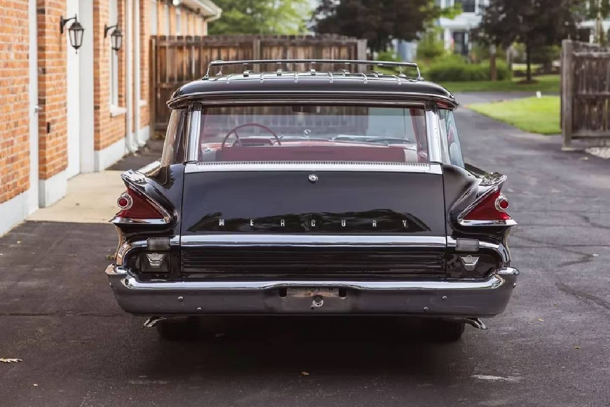 سيارات كلاسيكية