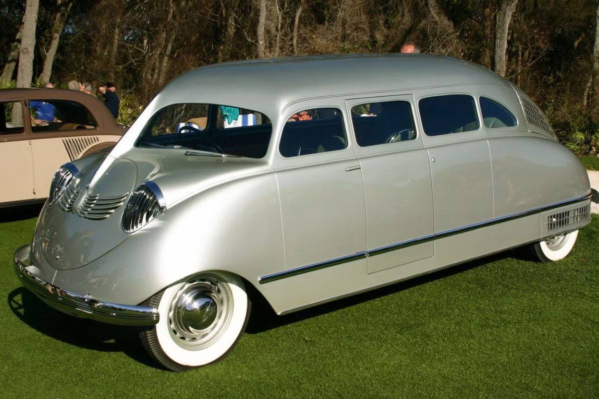 سيارات كلاسيكية