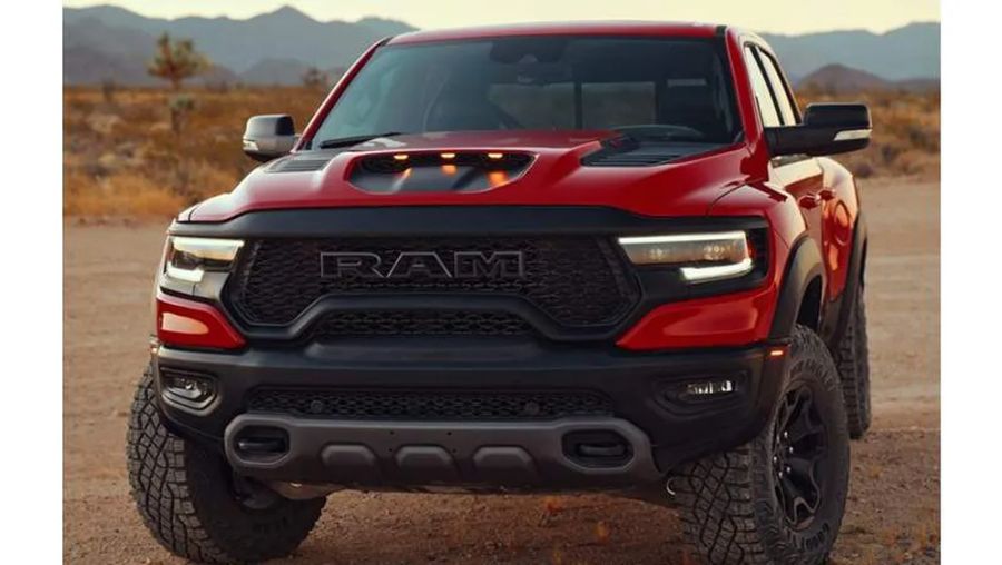 سيارة رام TRX 