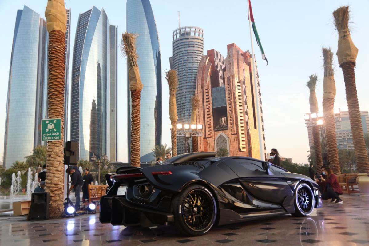 سيارة قاطع الرياح