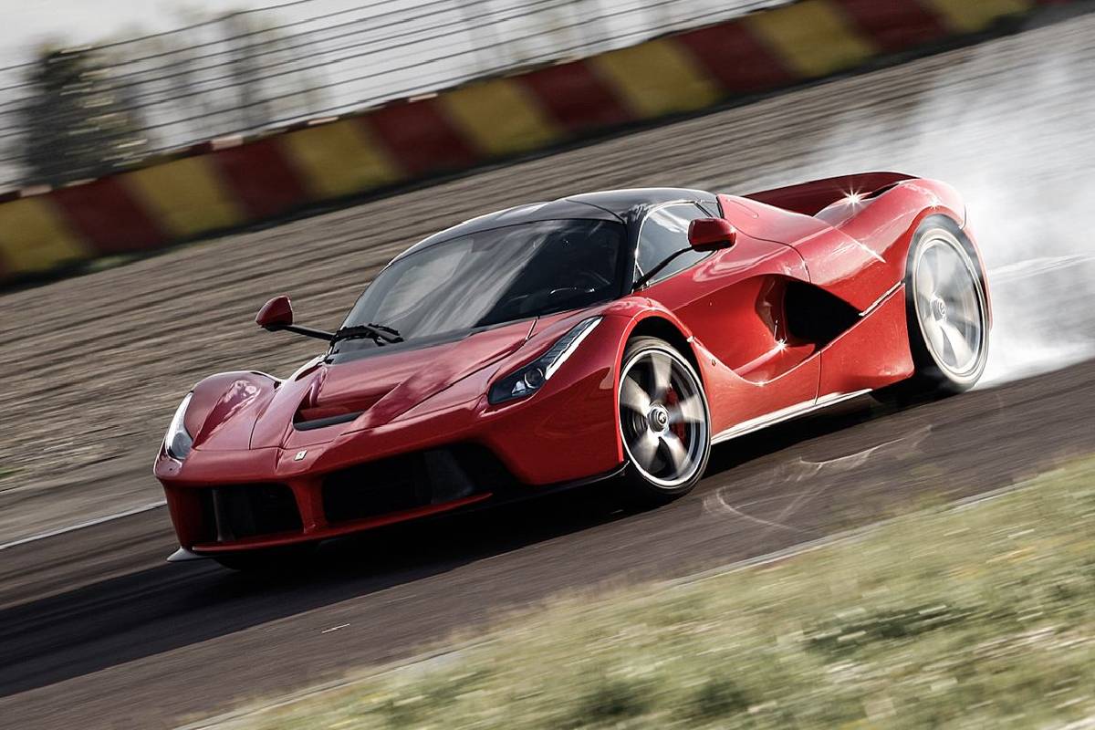 سيارات دريك