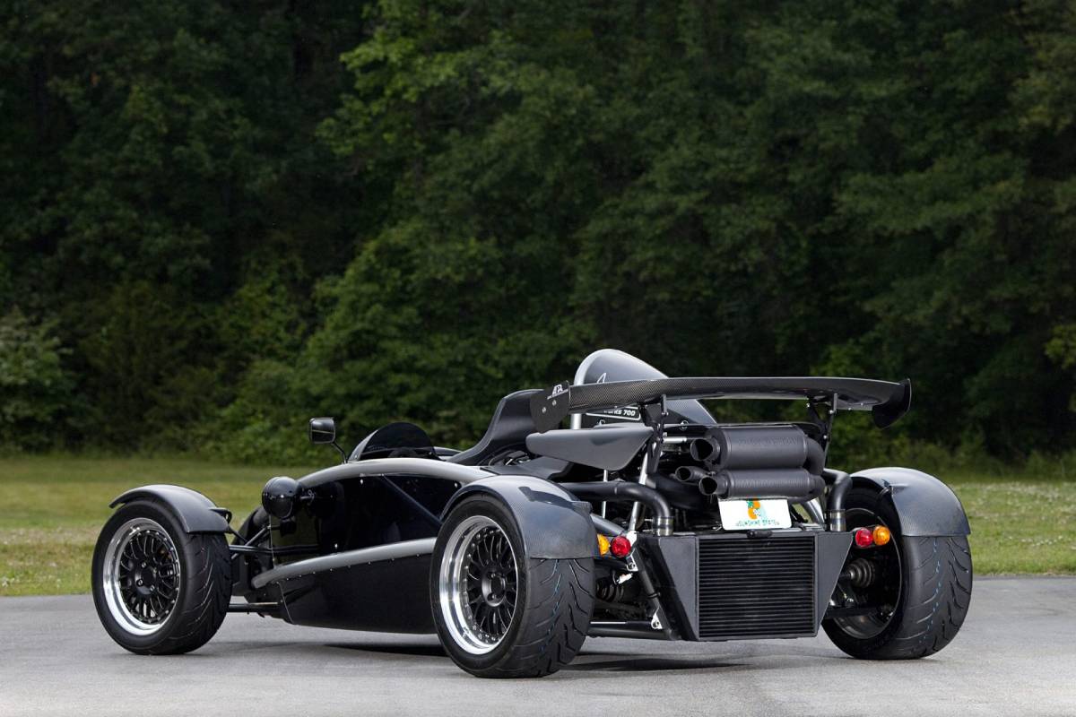 سيارات معدلة