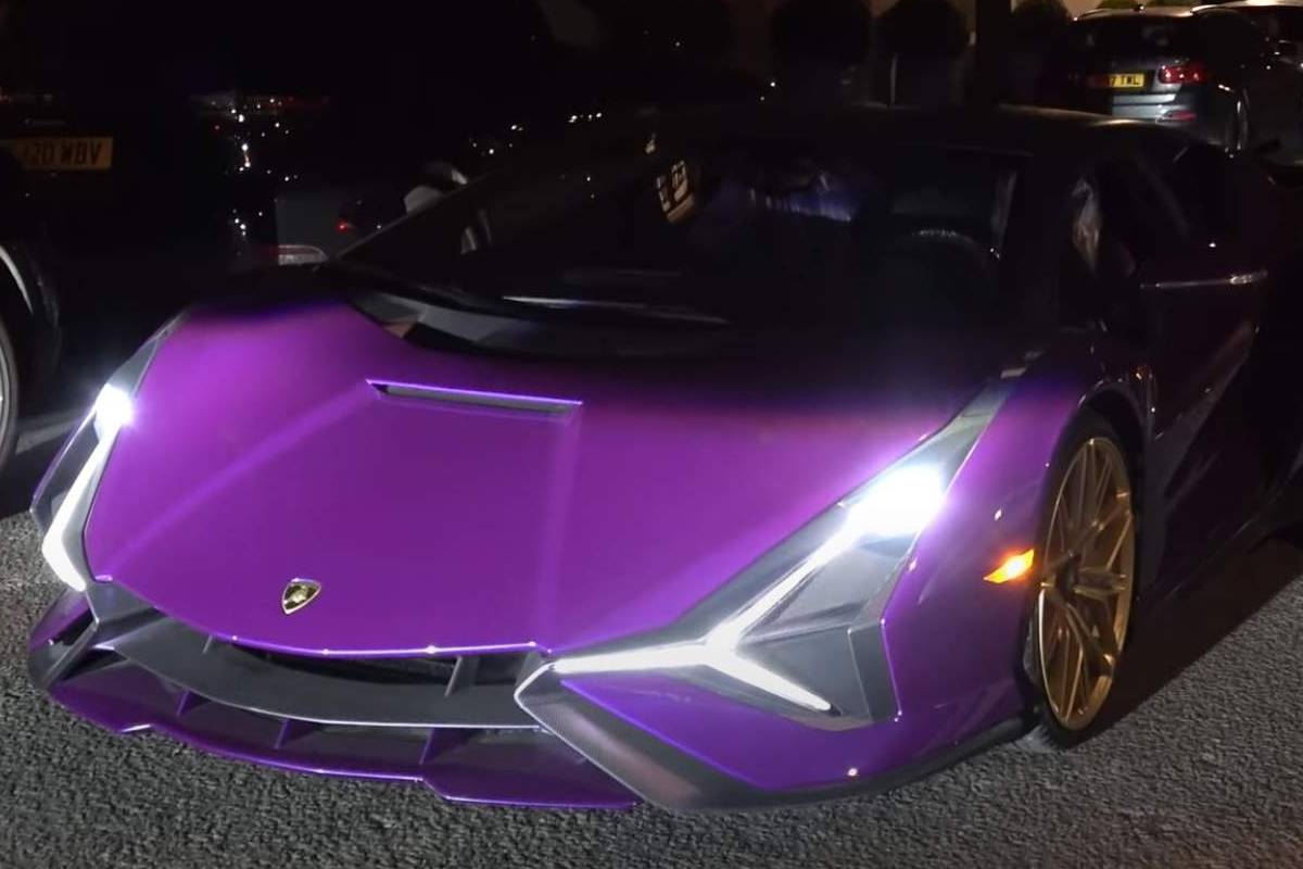 سيارات الشيخ خليفة بن حمد