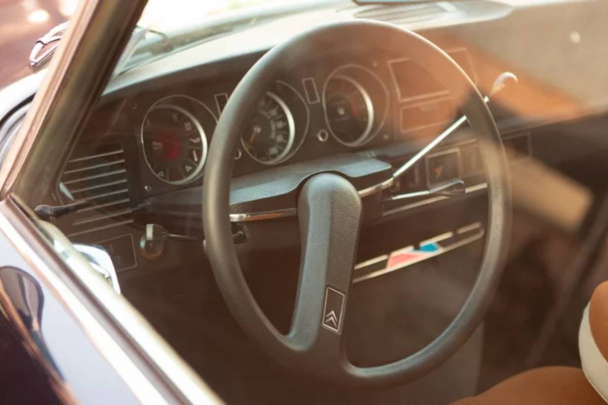 عجلة القيادة