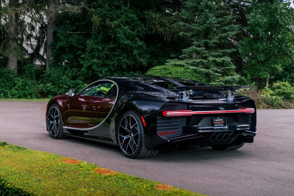 بوجاتي شيرون سبورت