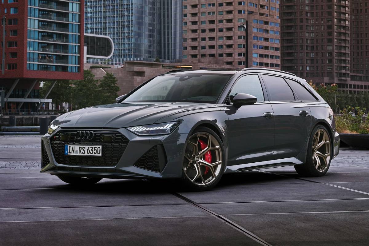 سيارة الامير هاري