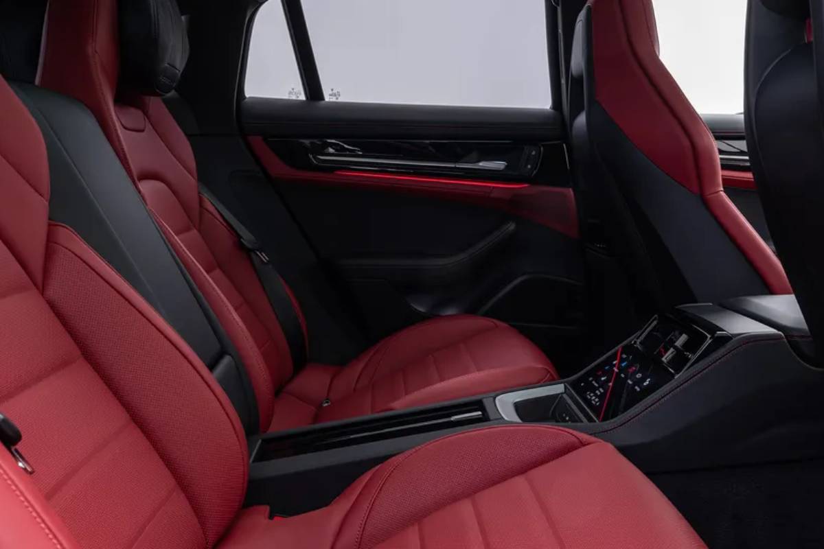 بورشه باناميرا