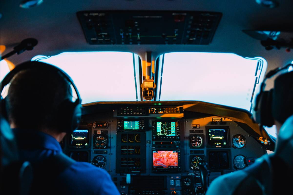 عالم الطيران