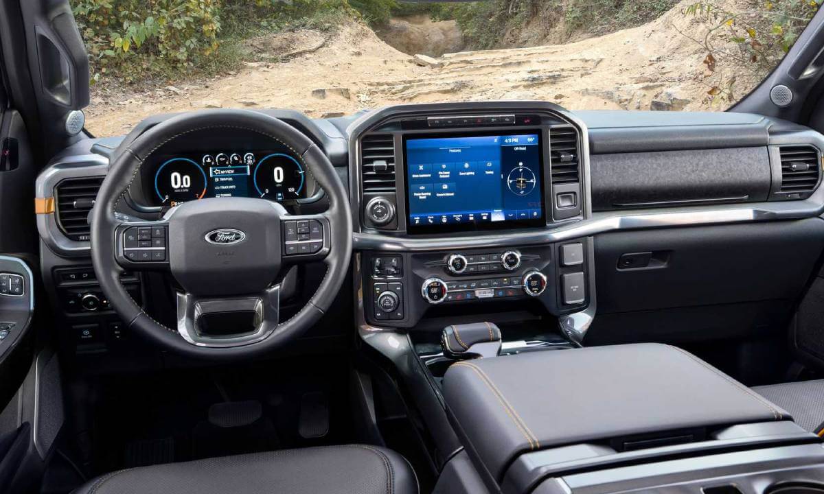 فورد اف 150 تريمور بتكنولوجيا متطورة