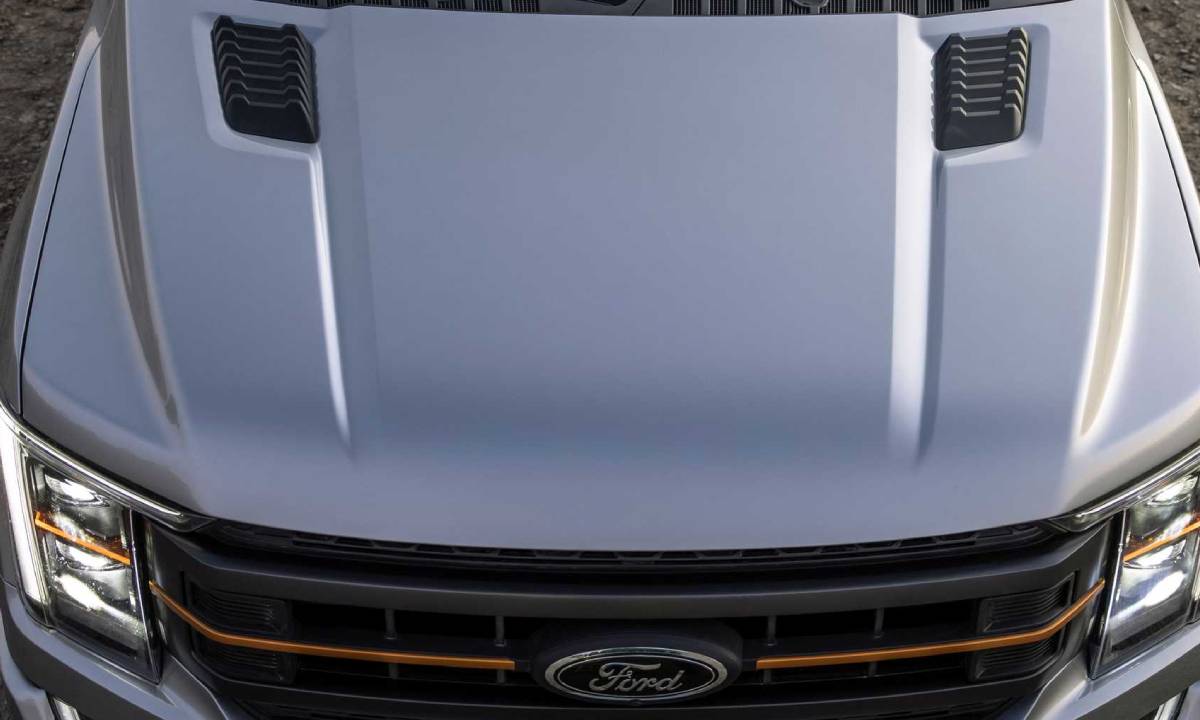 فورد اف 150 تريمور بمقصورة