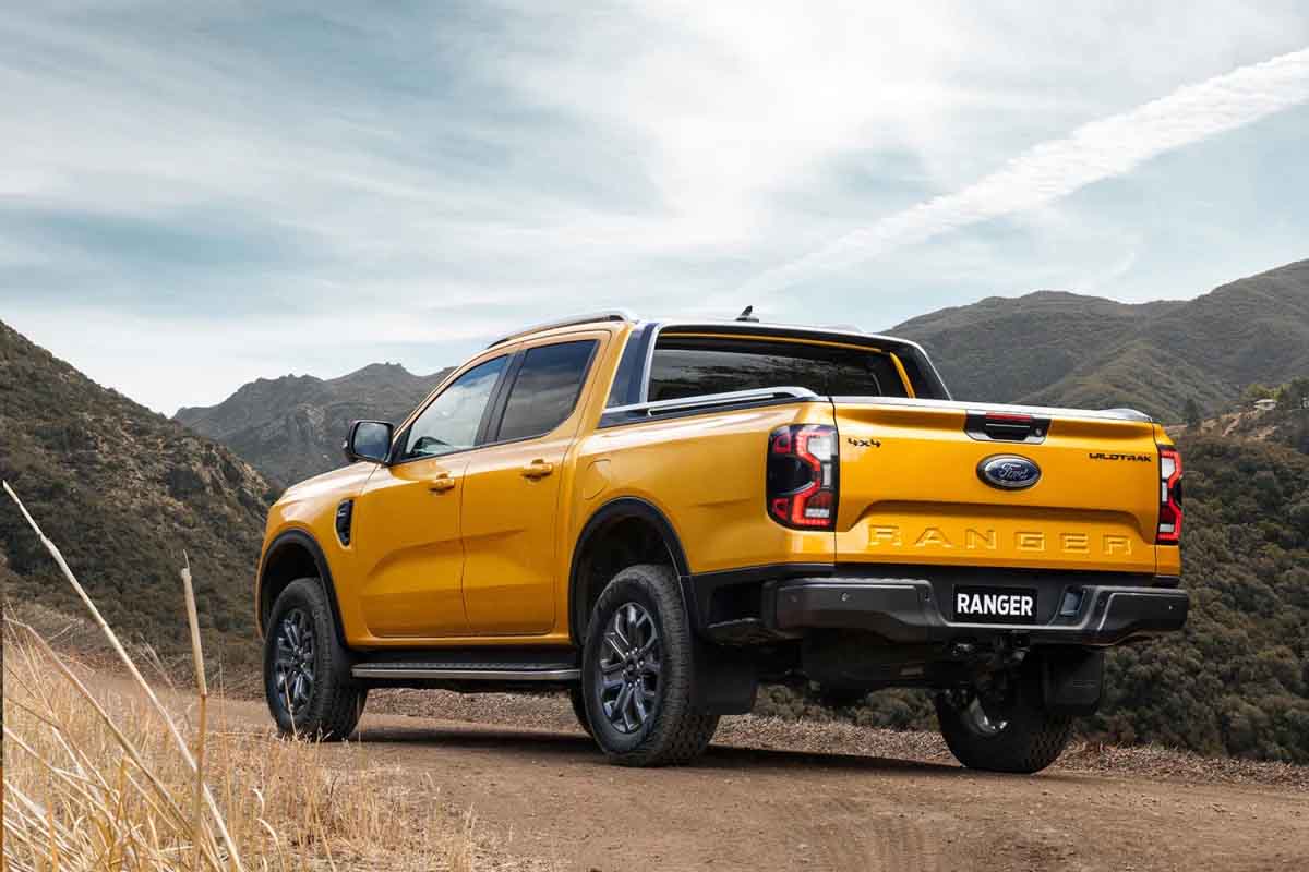 سيارات اس يو في