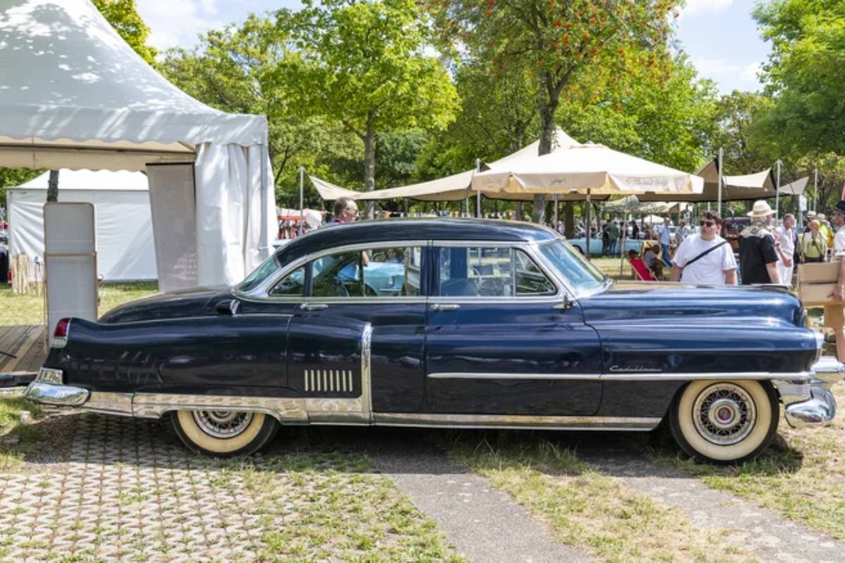 كاديلاك كلاسيكية