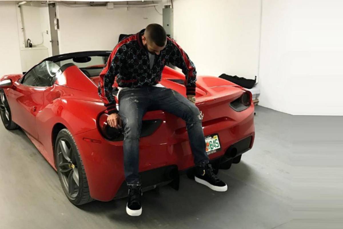 سيارات كريم بنزيما