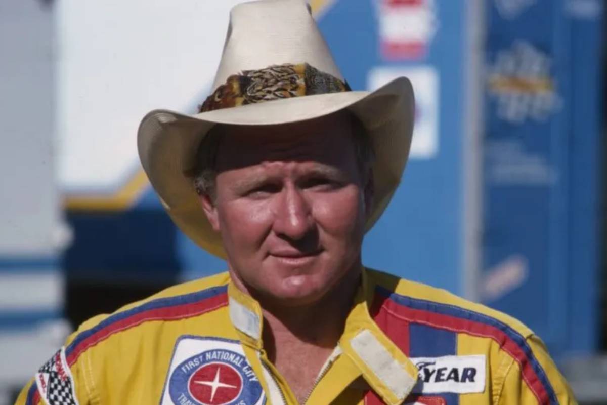 كال ياربورو 