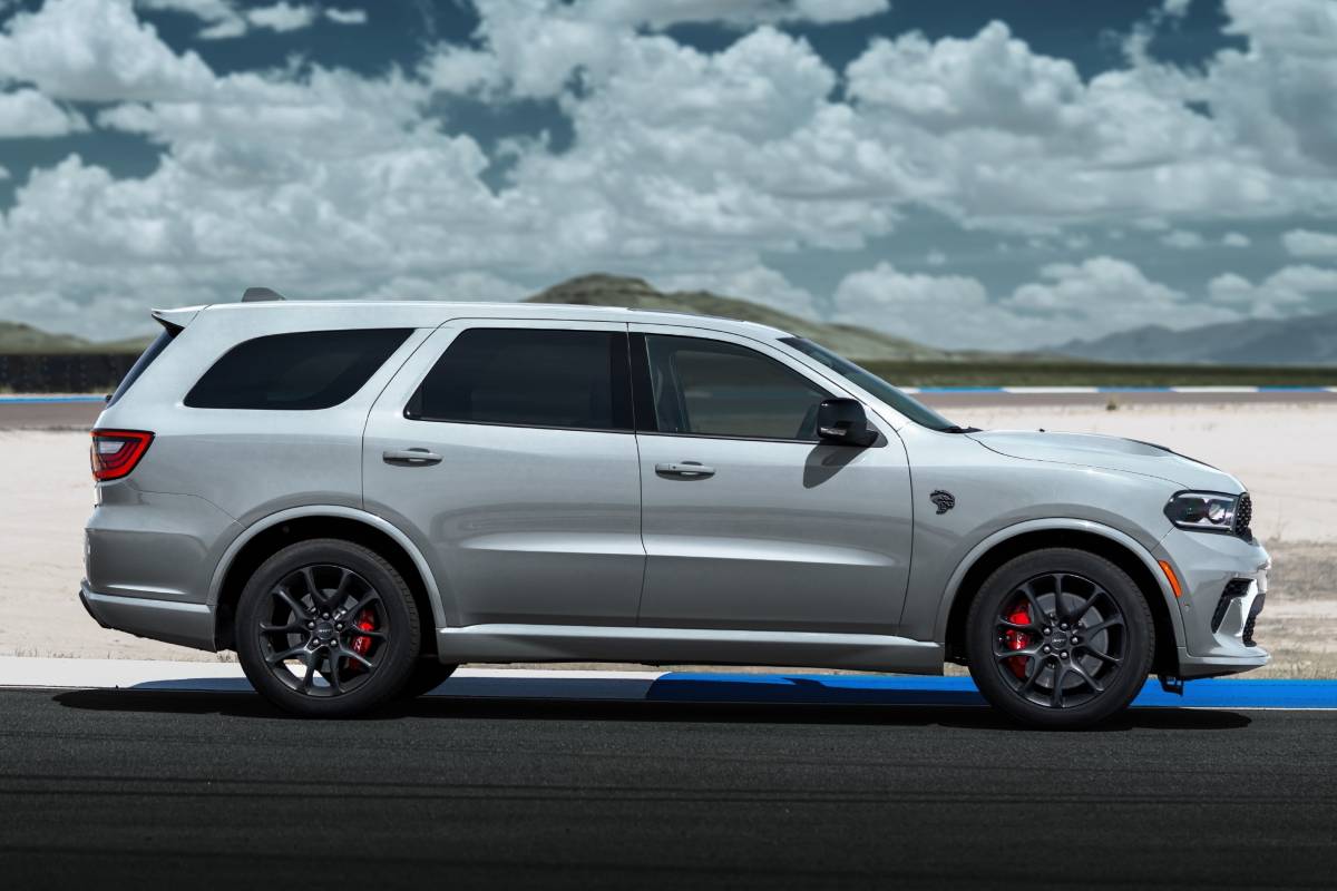 دودج دورانجو اس ار تي هيلكات 2023