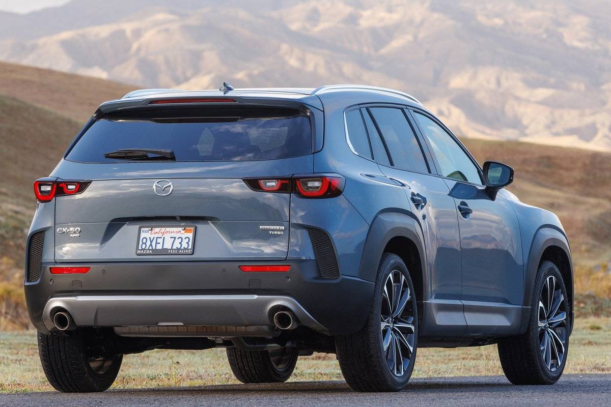 مازدا سي اكس 50 2024