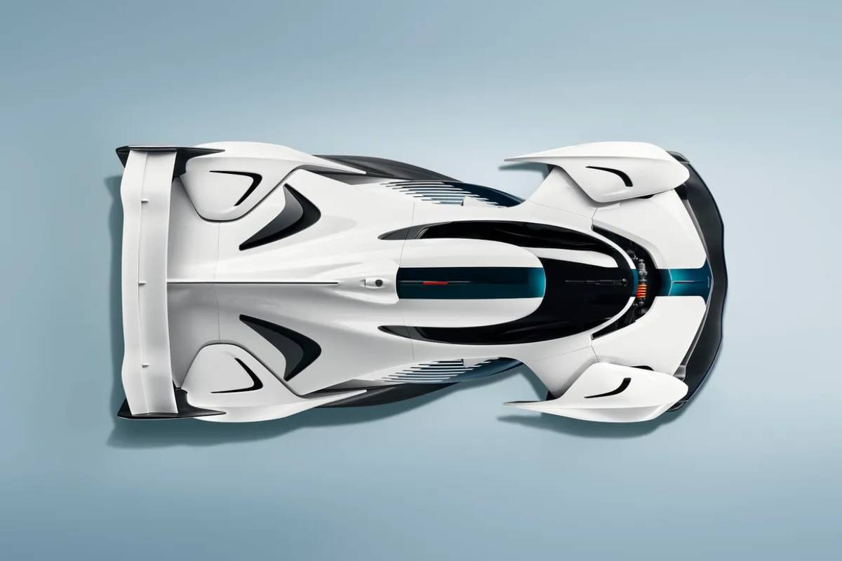 ماكلارين سوليس جي تي