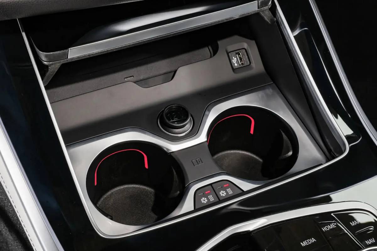 تكنولوجيا السيارات