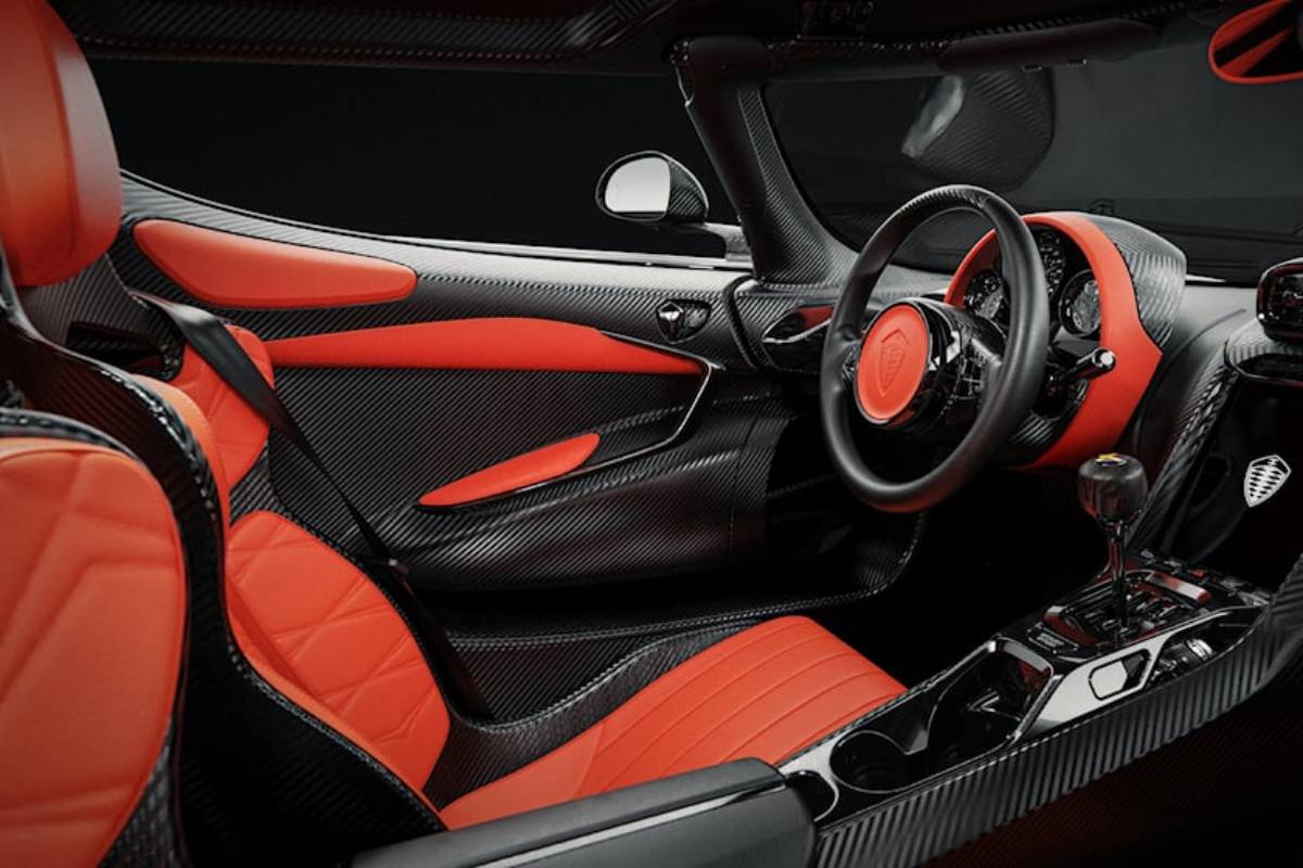 تكنولوجيا السيارات