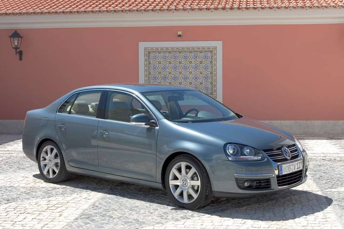 Volkswagen jetta пятого поколения. Фольксваген Джетта 5. Джетта 5 2008. Фольксваген Джетта 5 поколения. Jetta a5 2006.