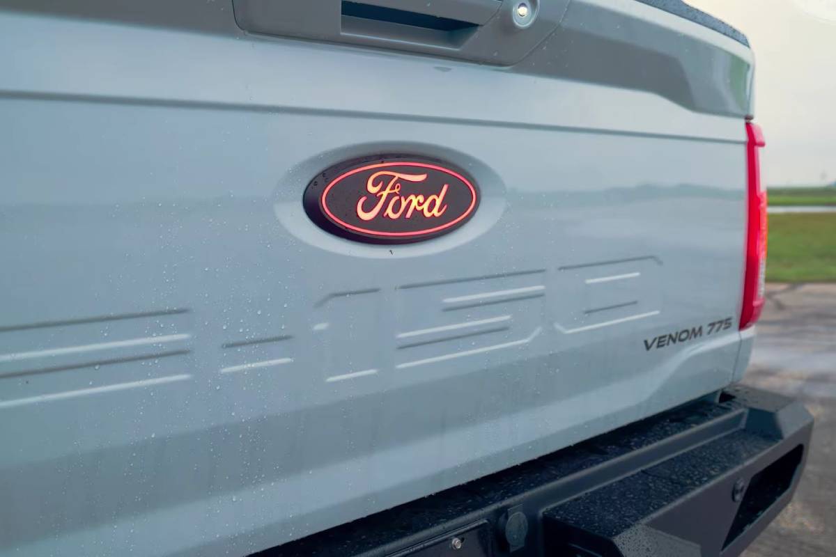 سيارات معدلة