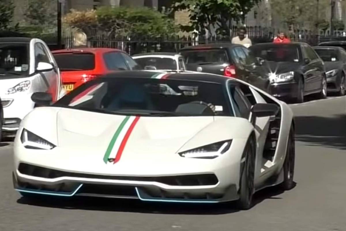 سيارات الشيخ خليفة بن حمد