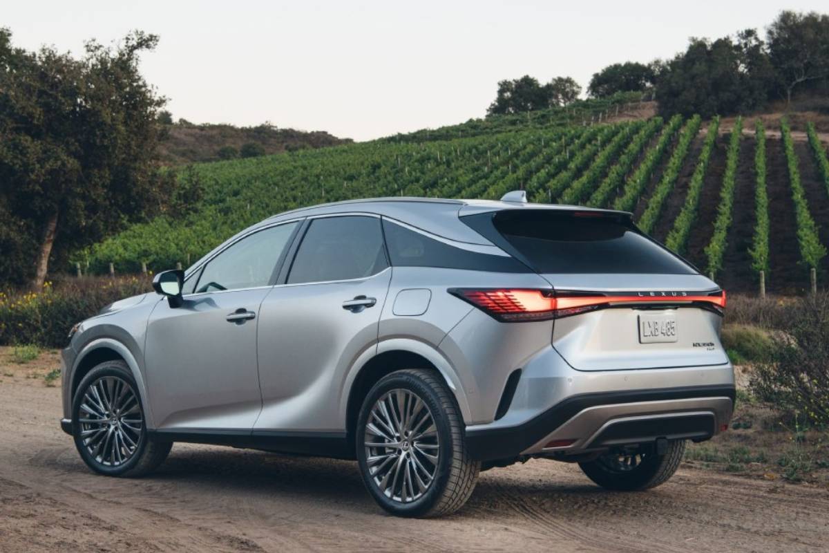 سيارات كروس اوفر