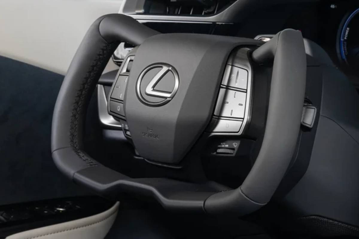 عجلة القيادة