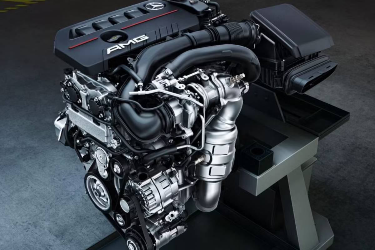 محرك السيارة