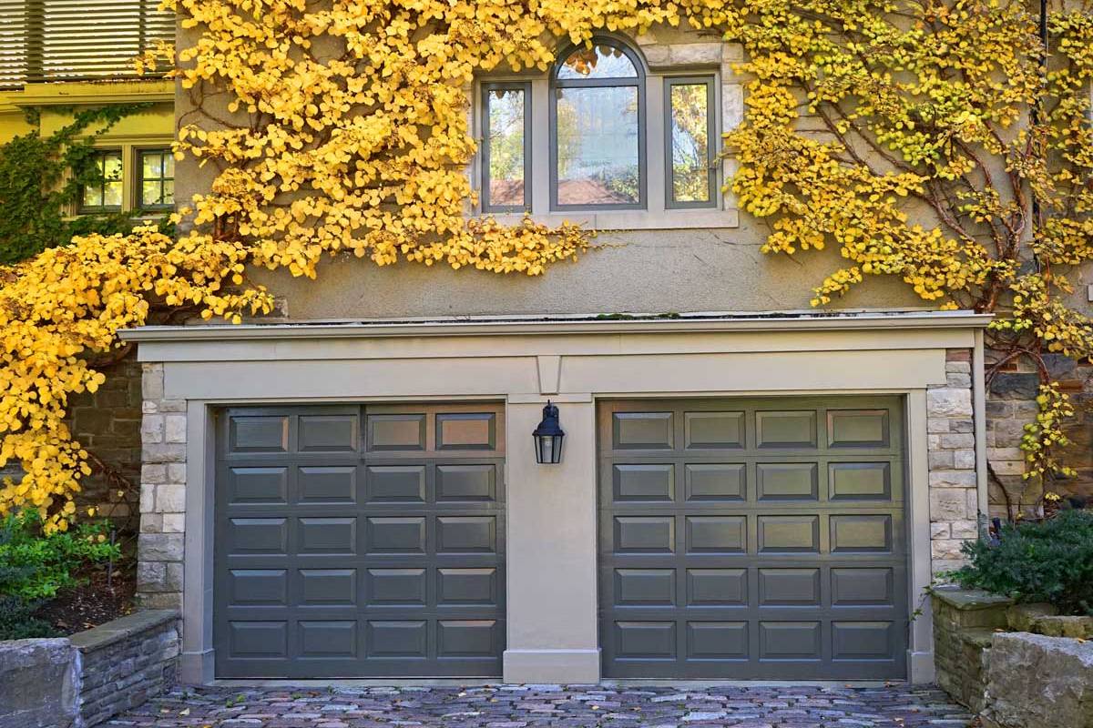 مرآب السيارات