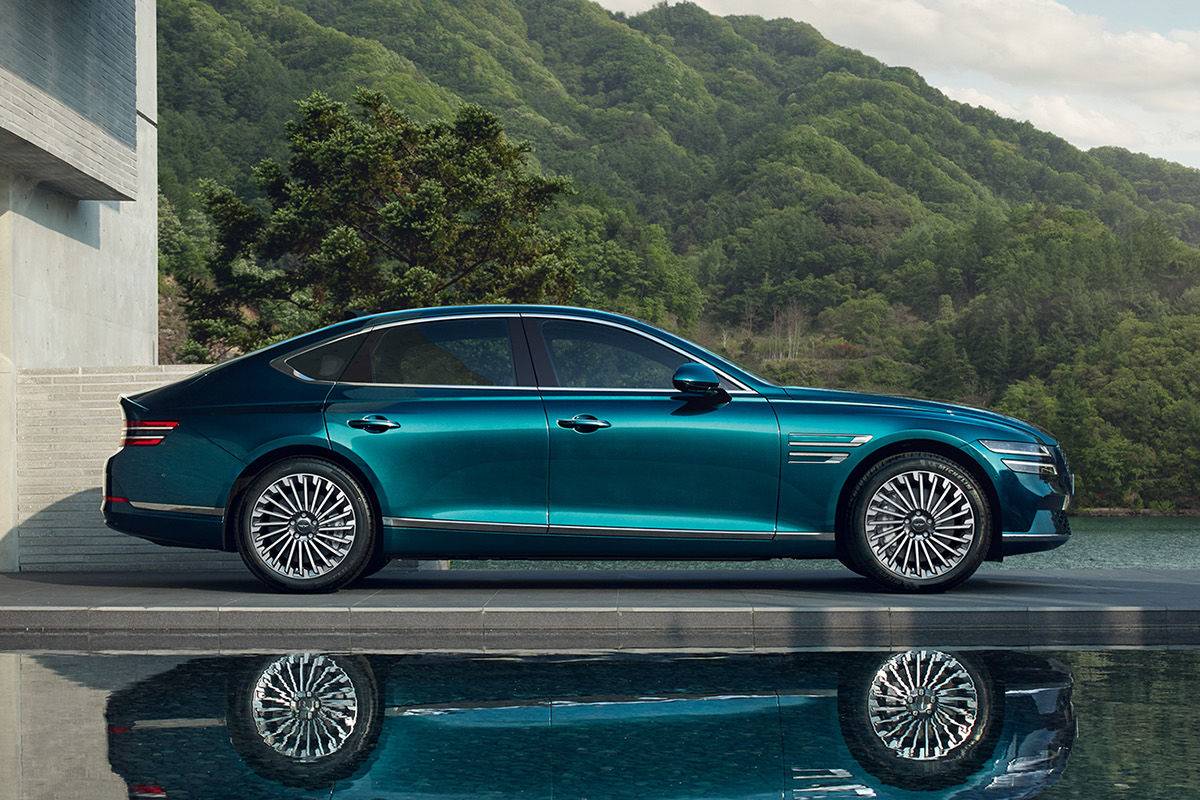 جينيسيس ايليكتريفايد جي 80 2024