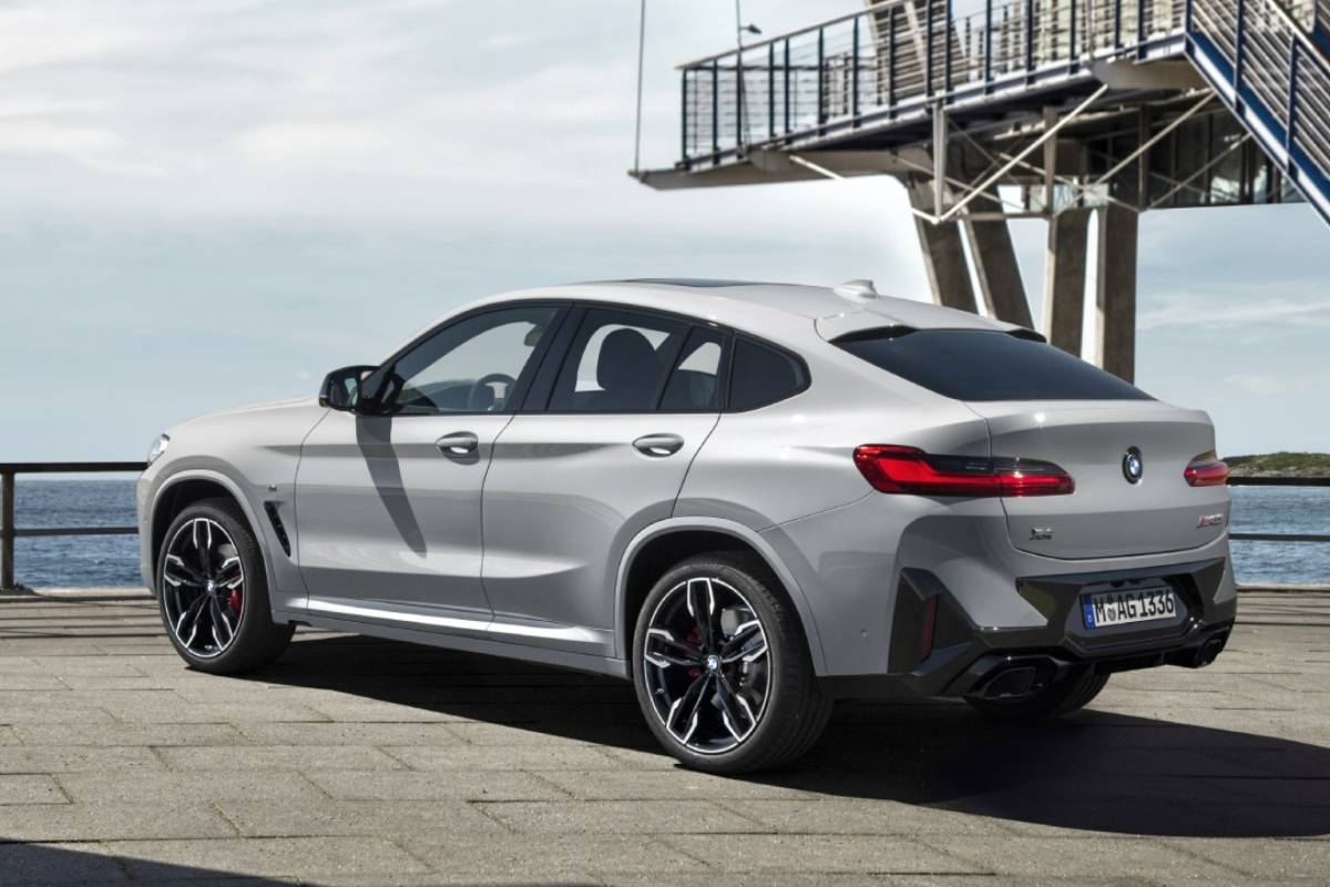 بي ام دبليو اكس 4 2024