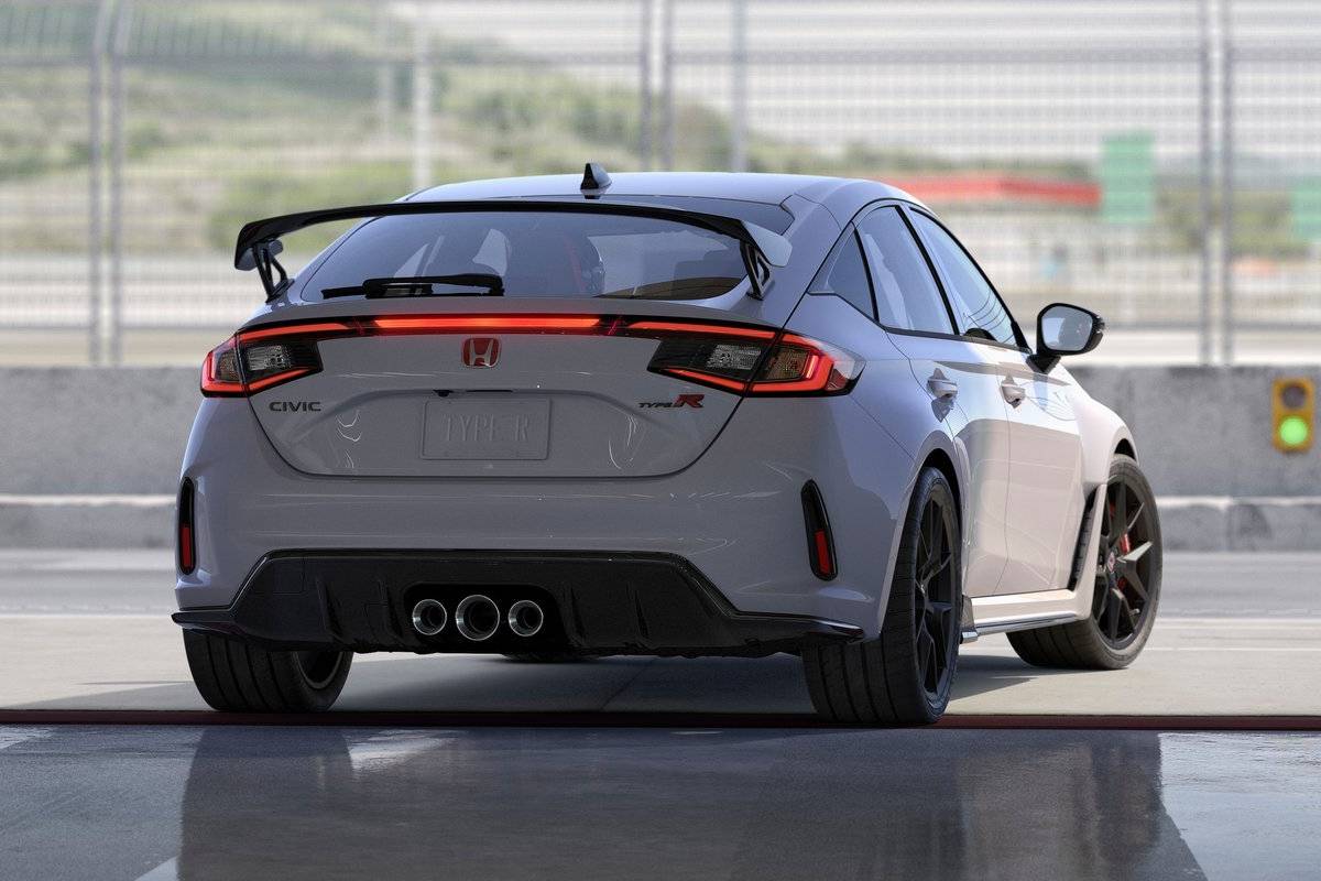 هوندا سيفيك تايب ار 2024